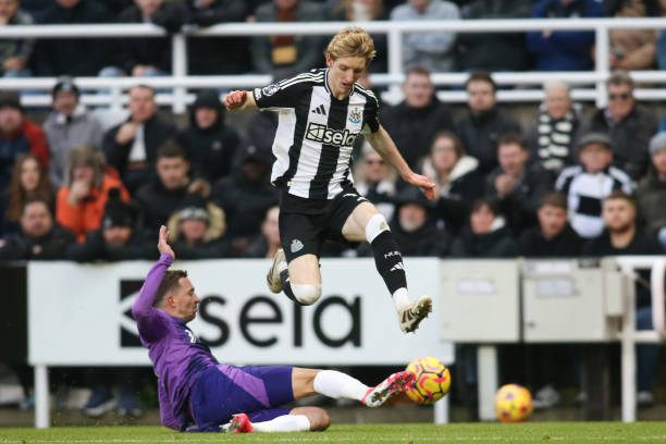 员努力拼搏 员努力拼搏